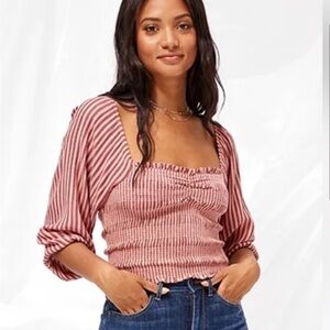 American Eagle mocked puffed sleeved blouse! NWT